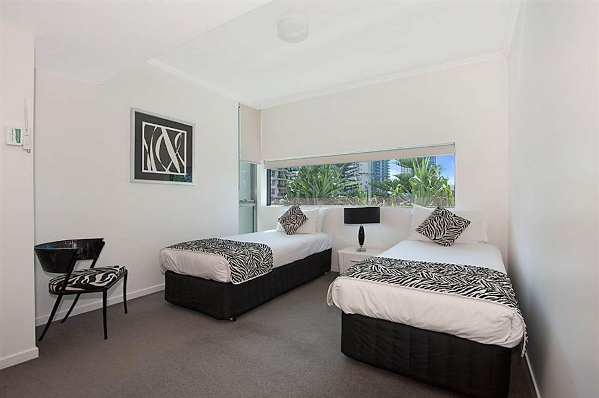 Ocean Pacific Resort - Official Broadbeach Exterior foto