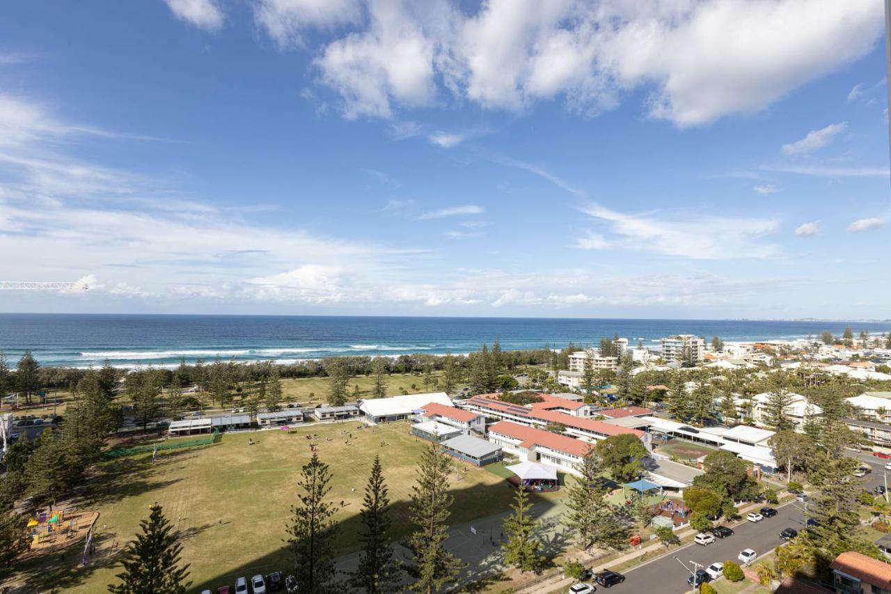 Ocean Pacific Resort - Official Broadbeach Exterior foto